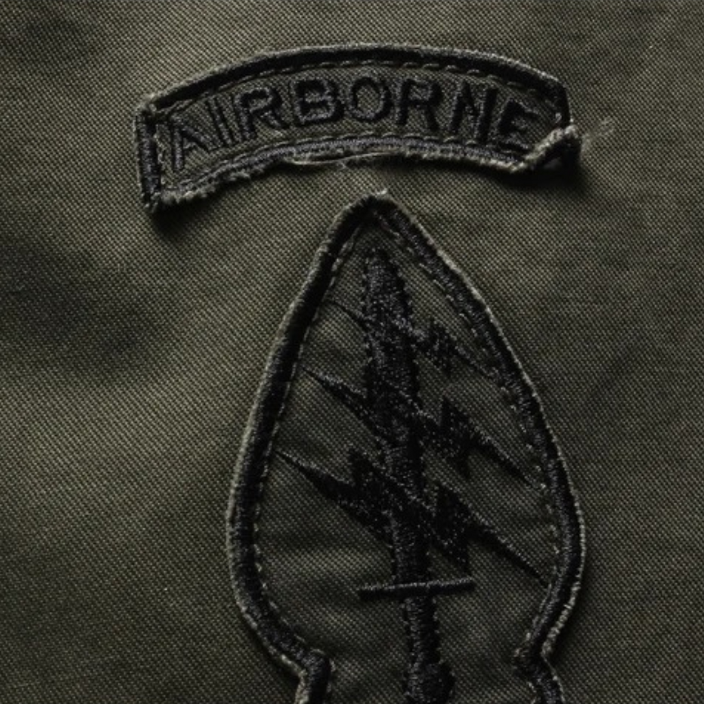 The Aberdeen Men's Trendy Cargo Cotton Jacket with Pockets