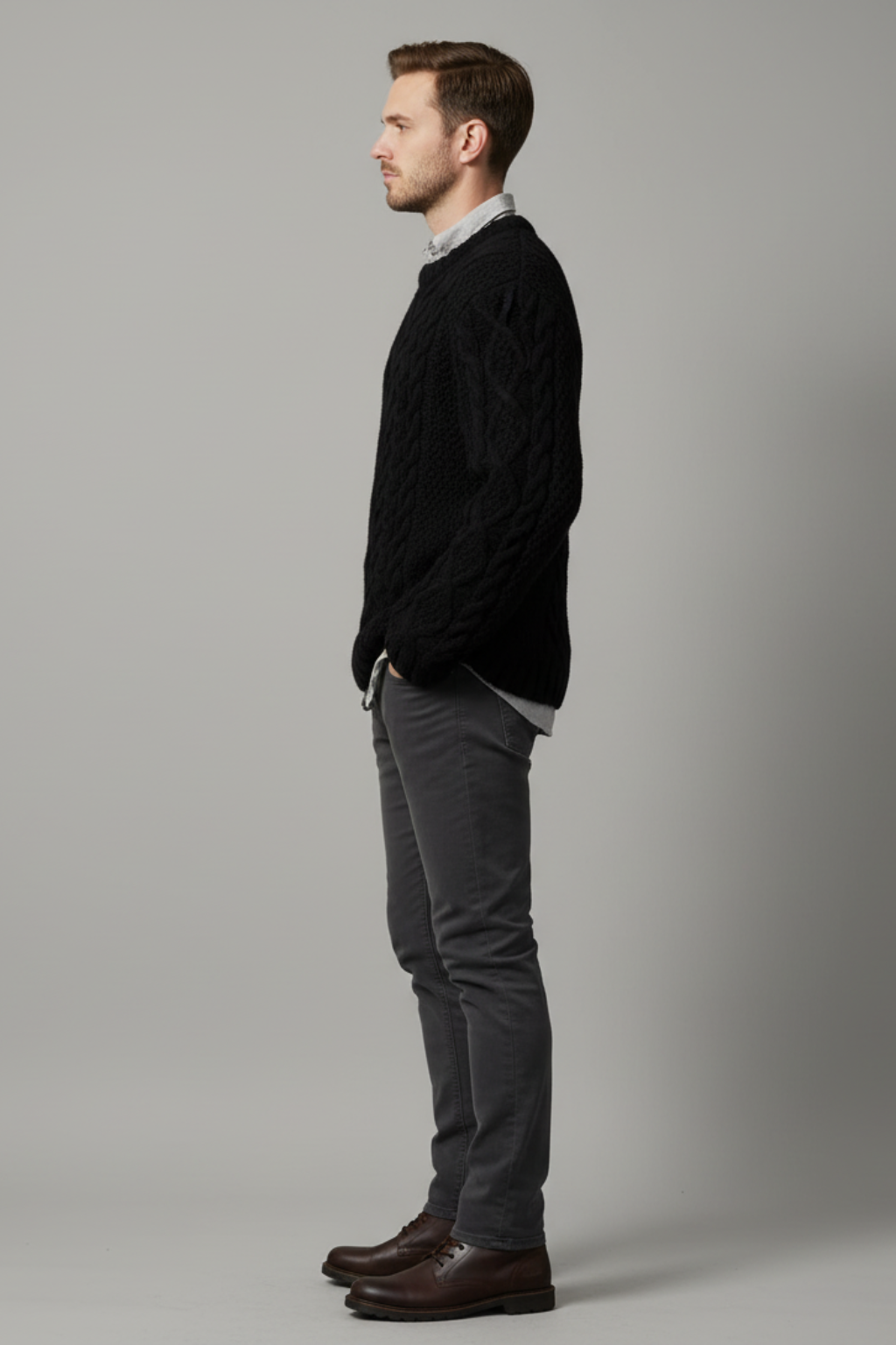 Men’s Oversized Chunky Cable Knit Sweater - Substantial Texture and Cold-Weather Warmth