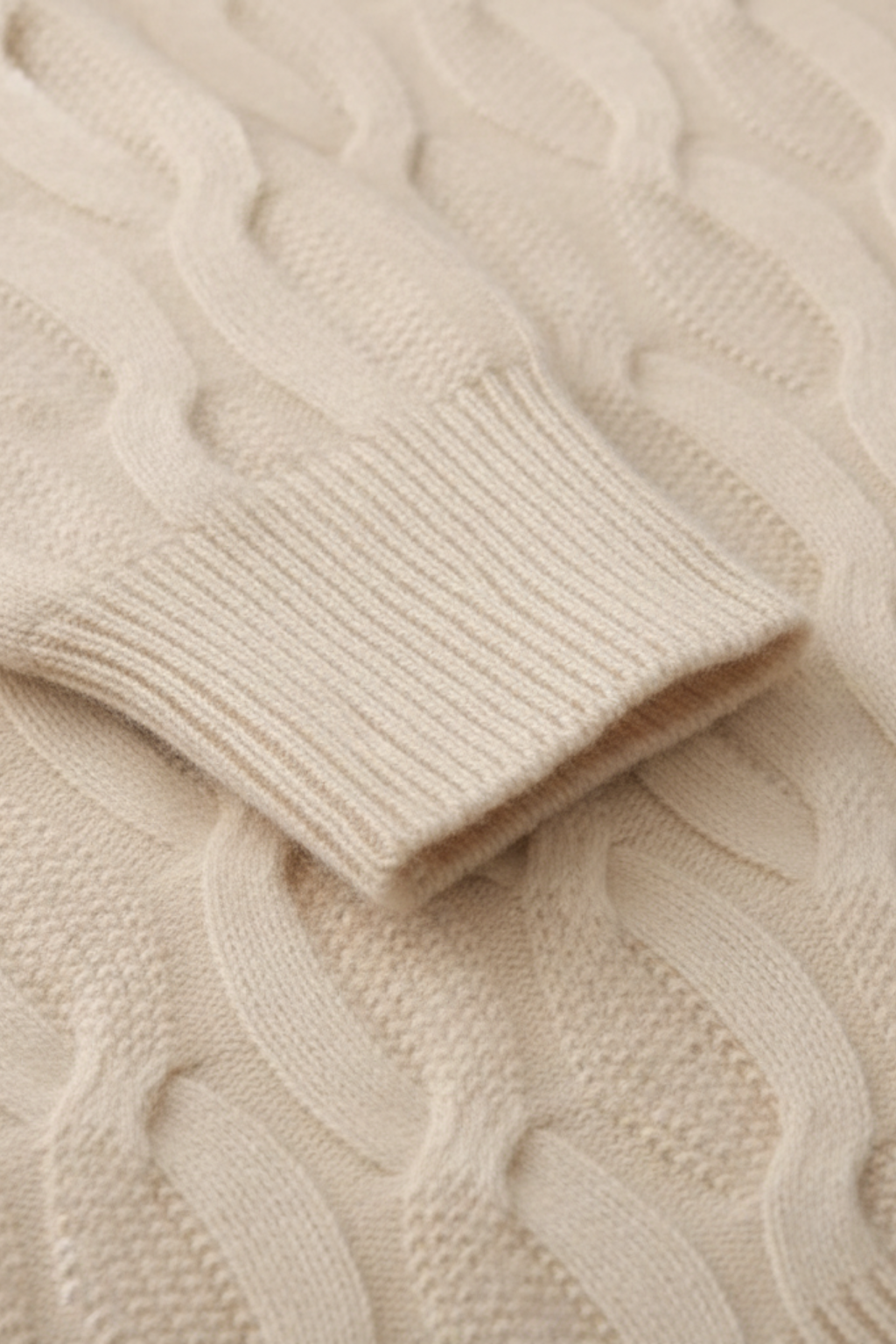 Men’s Wool Blend Cable Knit Sweater - Relaxed Fit Crew Neck Pullover
